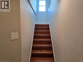 318 Erie Ave in Brantford, ON - Building Photo - Building Photo