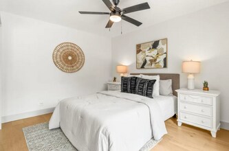 1380 Pauline Dr in Sunnyvale, CA - Foto de edificio - Building Photo