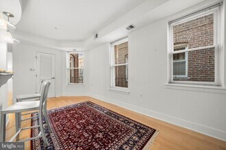 1106 Columbia Rd NW in Washington, DC - Building Photo - Building Photo