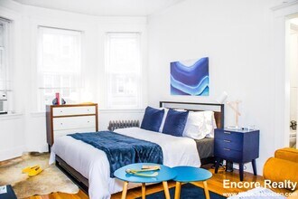 121 Park Dr in Boston, MA - Foto de edificio - Building Photo