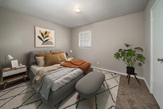 Skylar Pointe in Warner Robins, GA - Foto de edificio - Building Photo