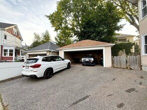 15 Clayton St in Watertown, MA - Building Photo - Building Photo