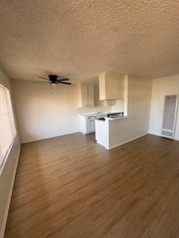 property at 6833 Sepulveda Blvd