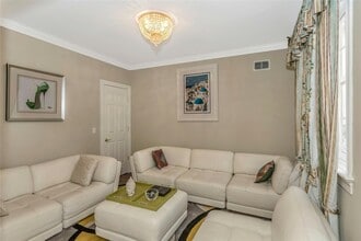371 Altessa Blvd in Melville, NY - Building Photo - Building Photo
