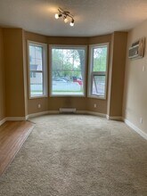 2725 15th Av in Regina, SK - Building Photo - Building Photo