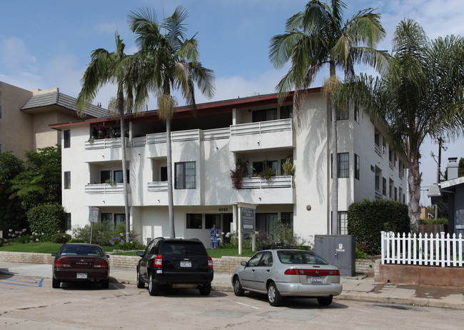 Hillcrest Palms Senior Apartments