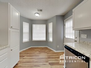 262 Stonewood Dr in West Columbia, SC - Building Photo - Building Photo