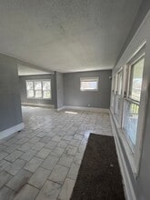 10535 Garfield Ave in Cleveland, OH - Building Photo - Building Photo