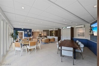 3420 Gulf Shore Blvd N in Naples, FL - Foto de edificio - Building Photo