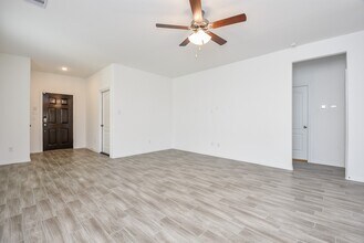 31326 Black Frst Xing in Fulshear, TX - Building Photo - Building Photo