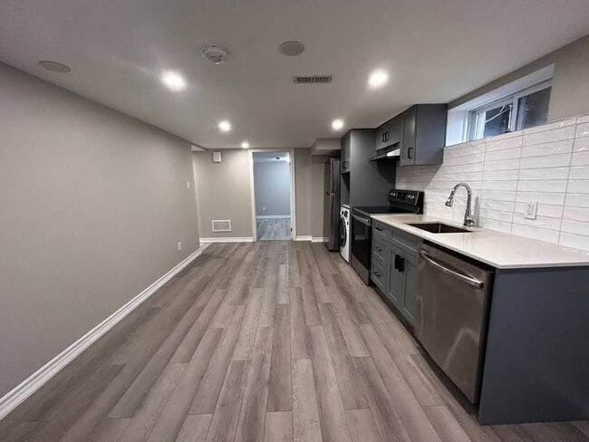 property at 103-103 Elgin Crescent