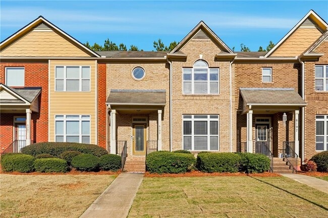 property at 6199 Thorncrest Dr