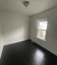 1733 Kansas Ave in Flint, MI - Building Photo - Building Photo