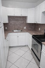 2512 NW 9th Ct in Fort Lauderdale, FL - Building Photo - Building Photo