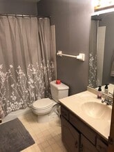 9680 Trenton Ln N in Maple Grove, MN - Building Photo - Building Photo