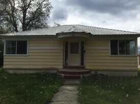 504 Montana Ave in Libby, MT - Building Photo