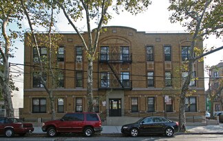 865 Hopkinson Ave in Brooklyn, NY - Building Photo