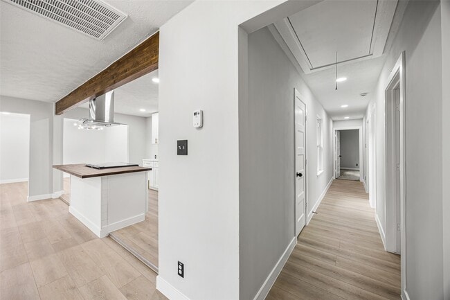 property at 4626 Holly St