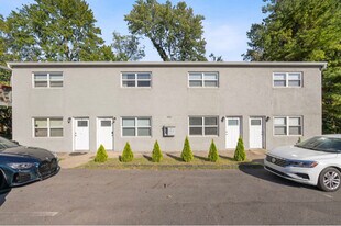 482 E Norwich Ave in Columbus, OH - Building Photo