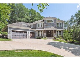 2346 Linner Rd in Wayzata, MN - Building Photo