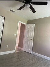 5228 Bogdonoff Dr in Seffner, FL - Building Photo - Building Photo