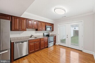 524 Lancaster Pl in Frederick, MD - Building Photo - Building Photo