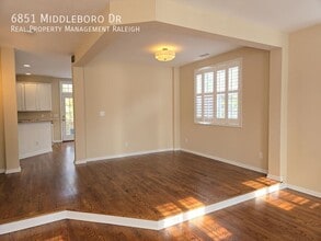 6851 Middleboro Dr in Raleigh, NC - Building Photo - Building Photo