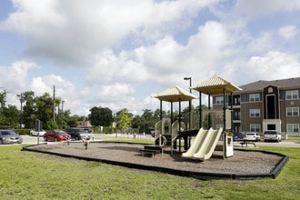 Villas at Colt Run Apartments in Houston, TX - Building Photo - Building Photo