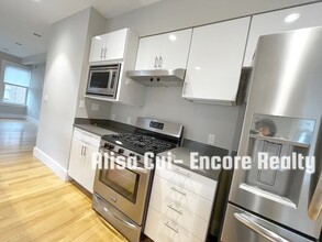 2 Bow St in Cambridge, MA - Building Photo - Building Photo