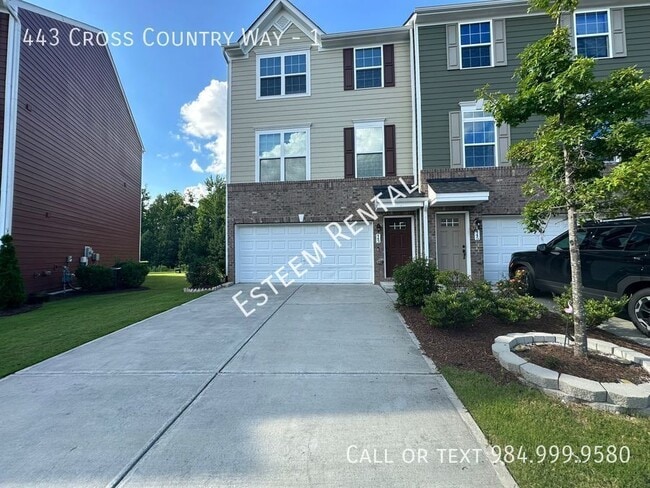 443 Cross Country Way in Durham, NC - Building Photo - Building Photo