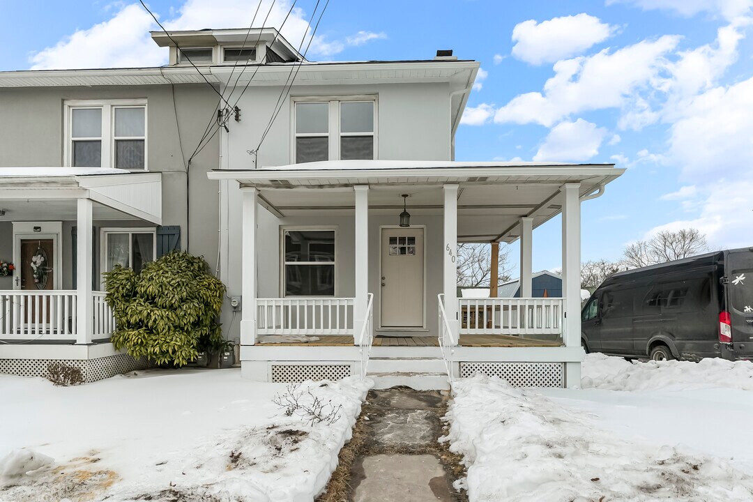 640 Market St in Oxford, PA - Building Photo