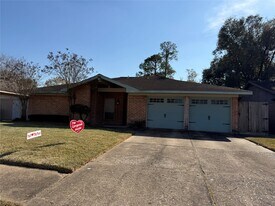 13726 Rampchester Ln in Houston, TX - Building Photo