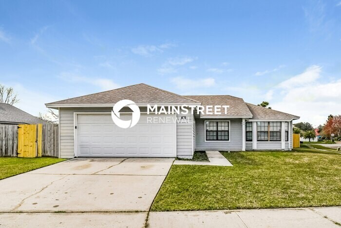 7824 Pepper Cir W in Jacksonville, FL - Building Photo