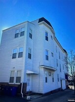 176 Shaw St, Unit 2 in Garfield, NJ - Building Photo