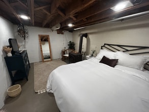 10166 Glebe Rd in Orange, VA - Foto de edificio - Building Photo