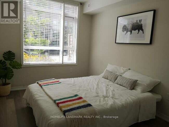 80-280 Orchid Pl Dr in Toronto, ON - Building Photo - Building Photo