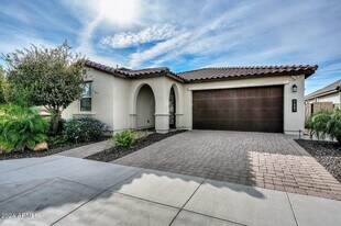 7433 W Maya Way in Peoria, AZ - Building Photo