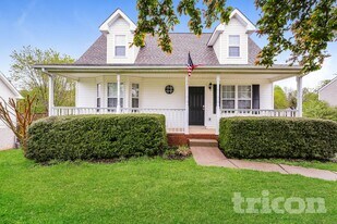 1013 Heather Dr in Goodlettsville, TN - Building Photo