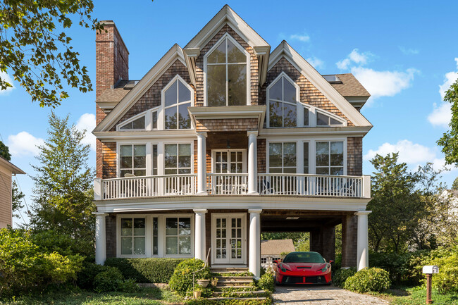 property at 2 Sachem Rd