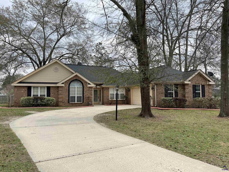 104 Drury Ln in Bonaire, GA - Building Photo