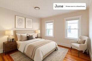 21 Easton St in Boston, MA - Building Photo