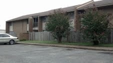 Fountain Square Apartments in Pine Bluff, AR - Foto de edificio - Building Photo