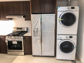 84-03 Lander St in Queens, NY - Building Photo - Building Photo