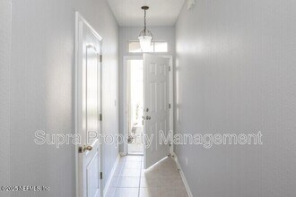 6092 Bartram Village Dr in Jacksonville, FL - Building Photo - Building Photo