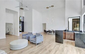 2299 NW 55th St in Boca Raton, FL - Building Photo - Building Photo