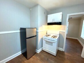 1032 N Evergreen St in Memphis, TN - Building Photo - Building Photo