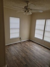 127 S Clarkwood Rd in Corpus Christi, TX - Building Photo - Building Photo