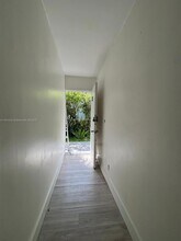 2025 Bay Dr in Miami Beach, FL - Building Photo - Building Photo