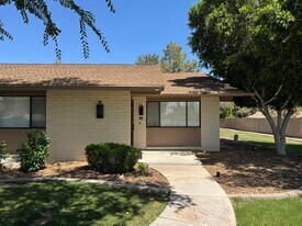 1550 N Stapley Dr in Mesa, AZ - Building Photo