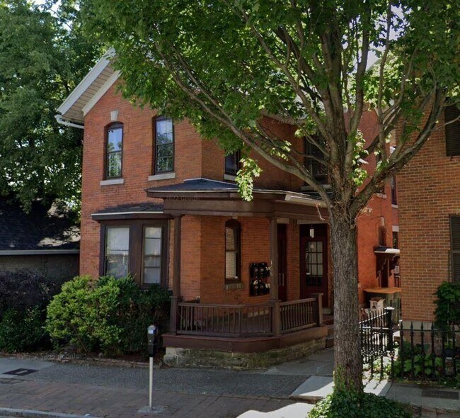 168 Gibbs St-Unit -2 in Rochester, NY - Building Photo - Building Photo